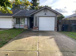 1124 Pebblewood Dr, Sacramento, CA 95833