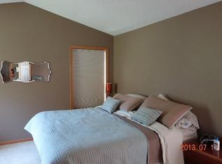18112 Kindred Ct, Lakeville, MN 55044