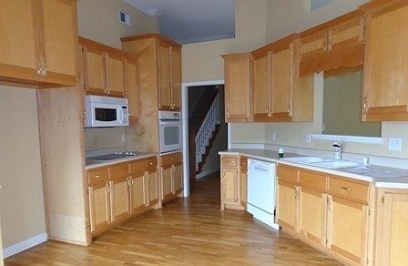 5th image of 1614 Woodridge Bnd