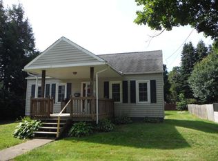 702 E Chestnut St, Mount Vernon, OH 43050