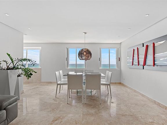 5th image of 3307 ISLA VERDE AVENUE #1102