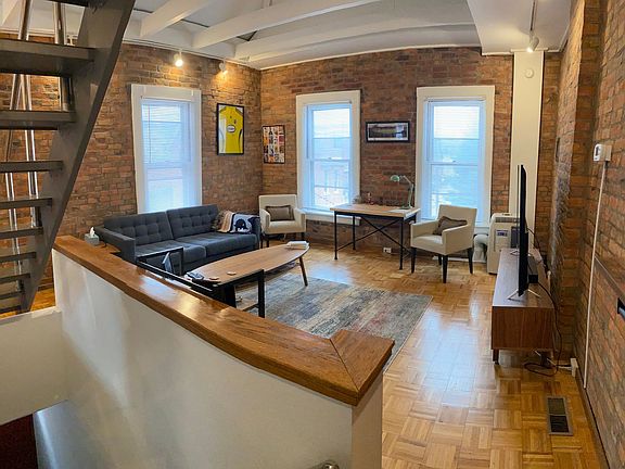 3rd image of 22 E Beck St #B