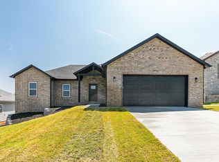 4462 Gladys Ave, Springfield, MO 65803