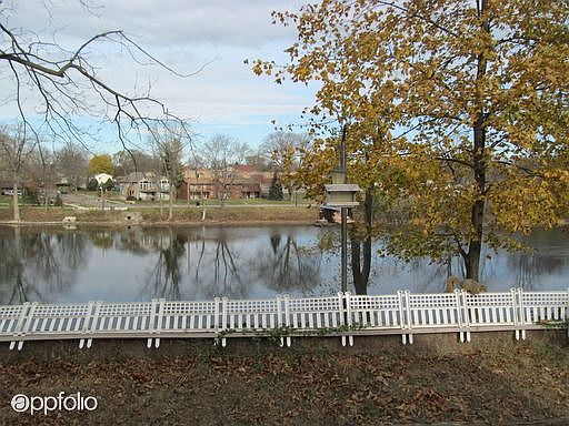 3rd image of 142 River Ave