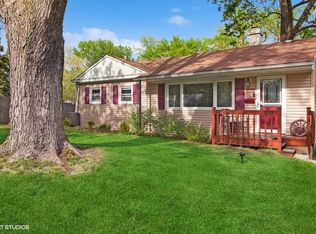 325 S Warwick Ave, Westmont, IL