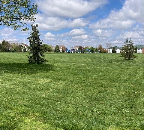 4th image of 3535 King Edward Way