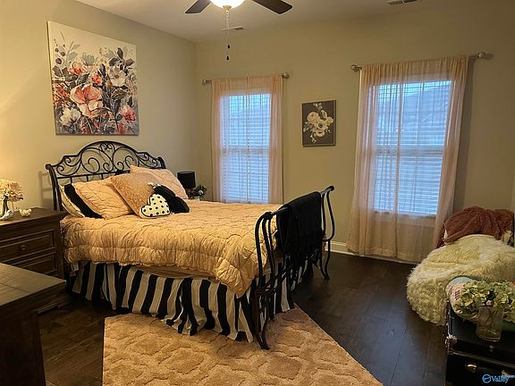 5th image of 32 Abby Glen Way