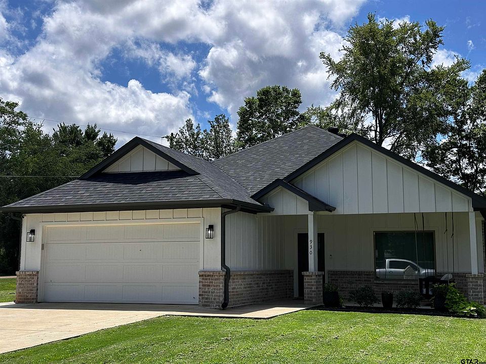 1st image of 930 Rollingwood Dr