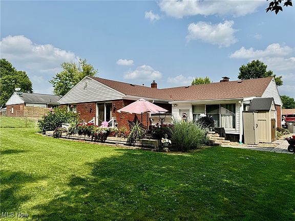 4th image of 3810 Loma Vista Dr