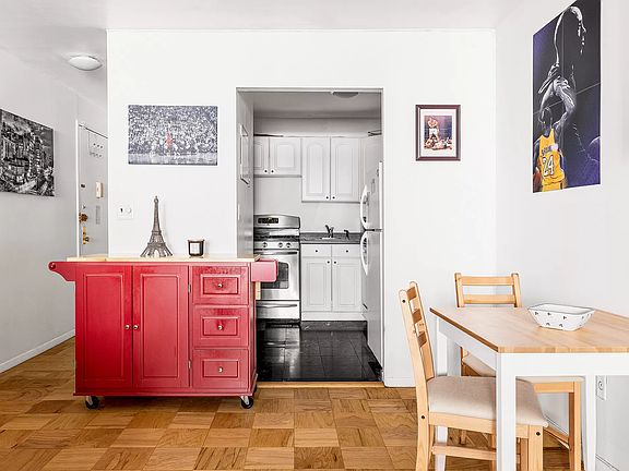 3rd image of 7 E 35th St APT 1C