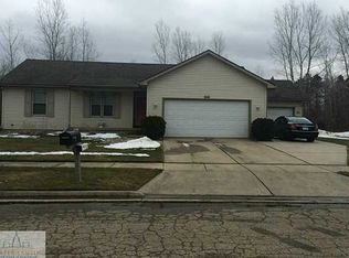 4143 Bridgeport Dr, Lansing, MI 48911