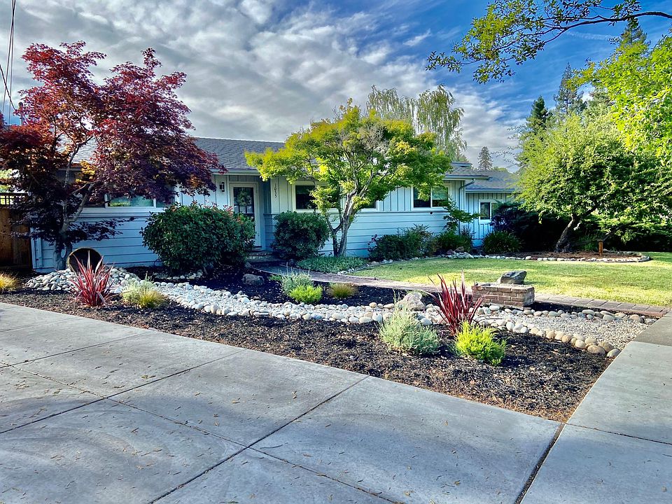 1st image of 1035 Woodlawn Dr