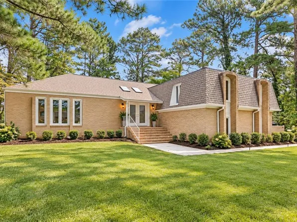 6604 Pinewood Ct, Virginia Beach, VA 23464