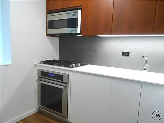 Rented by Living New York | media 1