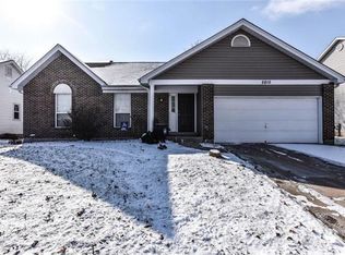 2815 Chapel View Dr, Florissant, MO