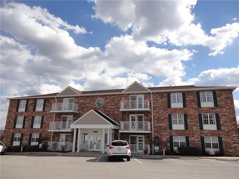 1st image of 710 Redmont Pl