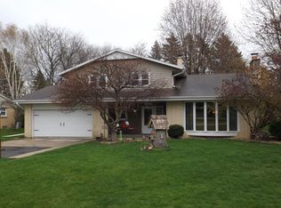 4307 Pennington Ln, Racine, WI 53403