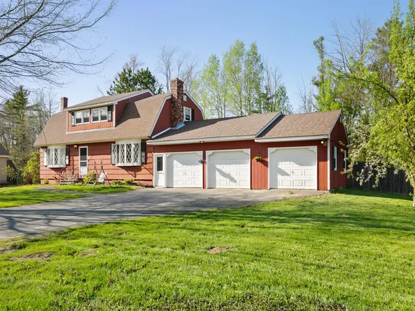52 Smiley Avenue, Winslow, ME 04901