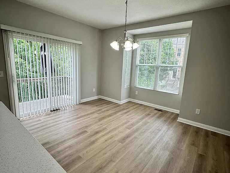 328 Lemery Dr — Photo 11