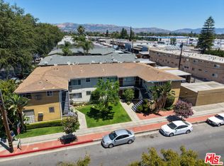 8000 Owensmouth Ave, Canoga Park, CA 91304