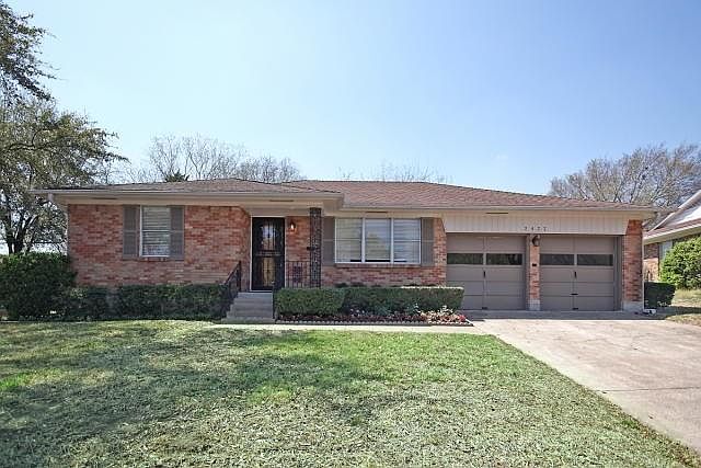 1st image of 2433 Wildoak Dr
