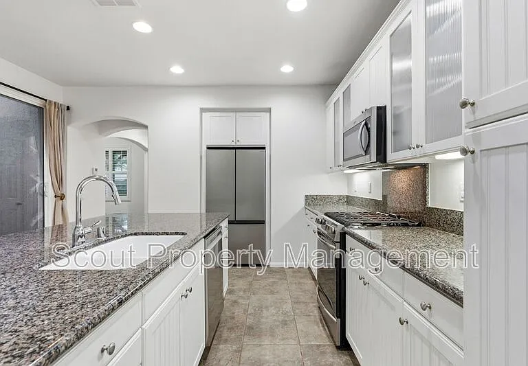 40026 Somerville Ln — Photo 11