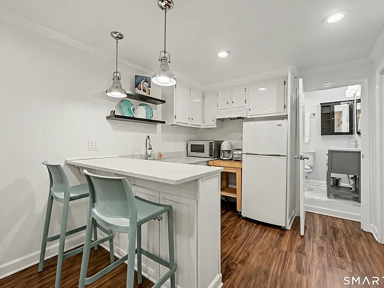 91 Raymond St — Photo 27