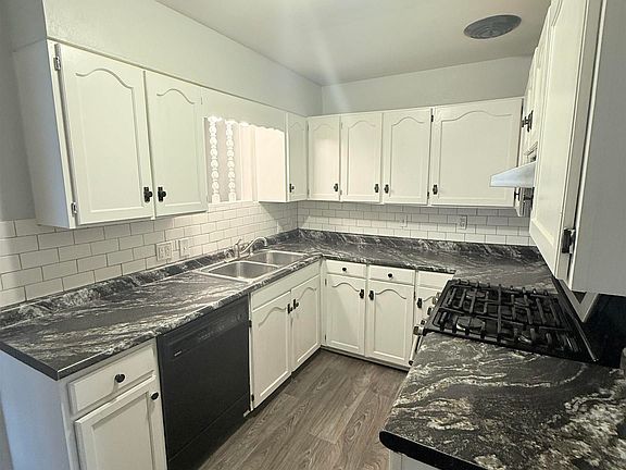 3rd image of 6009 Kentucky Ave