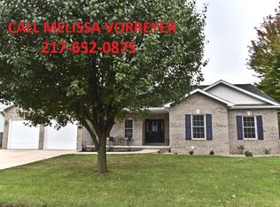 1388 Wyndmoor Dr, Rochester, IL 62563