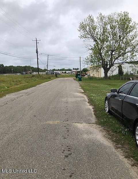 2nd image of 2304 26th Ave