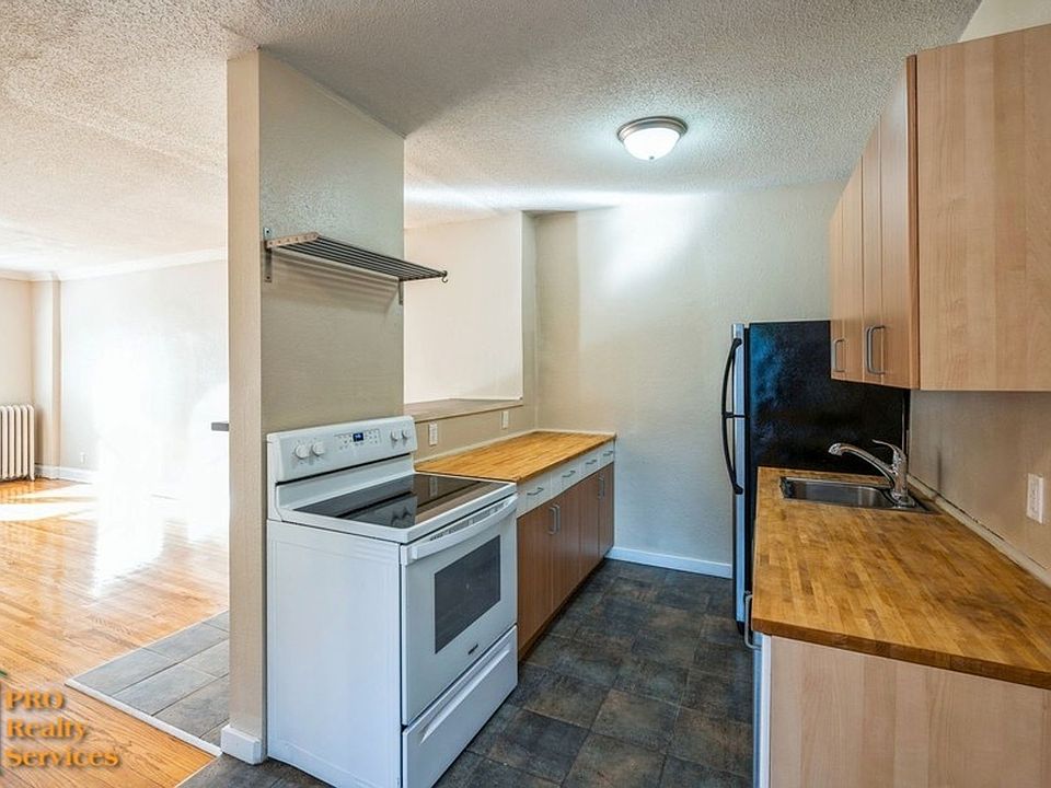 1st image of 3715 Oakland Ave APT 8