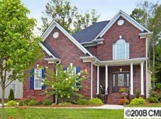 109 Creek Side Dr, Mount Holly, NC 28120