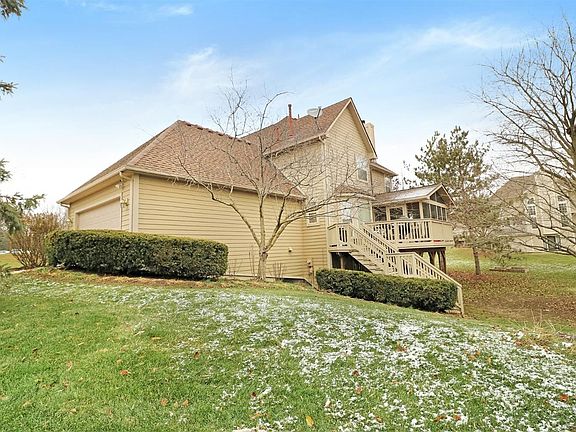 4th image of 4047 Westbrook Dr