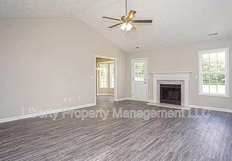 1517 Clan Campbell Dr — Photo 4