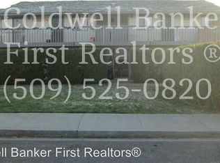 330 NE C St APT D, College Place, WA 99324