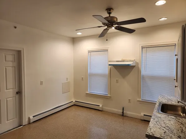 107 Hollingsworth St, Lynn, MA 01902