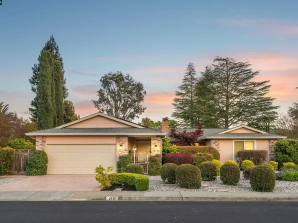 2101 Seccombe Ct, Walnut Creek, CA 94598