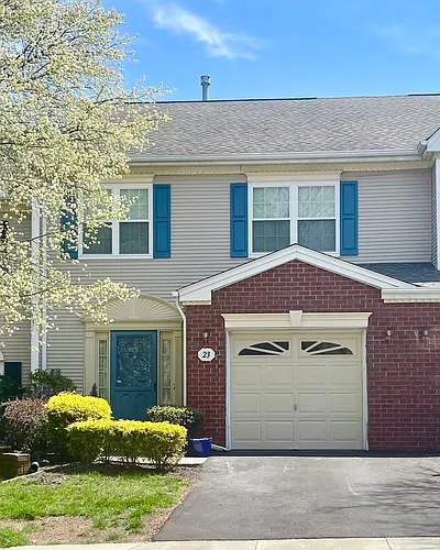 23 Topaz Dr Photo 1