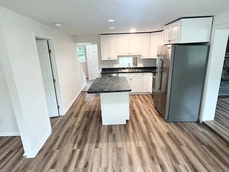 76 Gilliver Rd — Photo 5