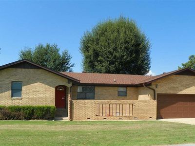 210 Keasler Dr, Paragould, AR, 72450