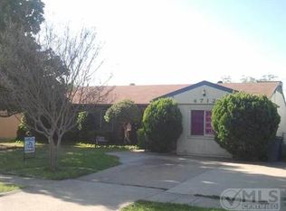 4712 Meadow Ridge Dr, Dallas, TX 75236