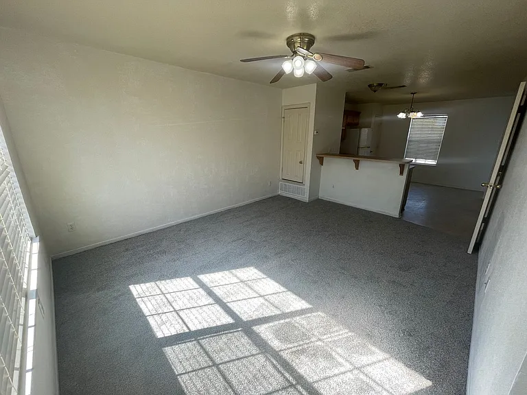 211 N 3rd Street — Photo 3