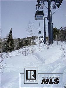 2nd image of 2525 Ski Trail Ln