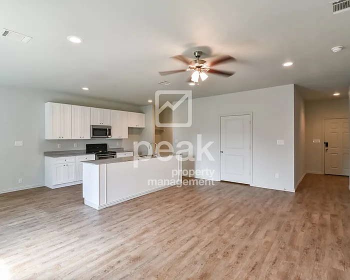 1555 Milam St — Photo 11