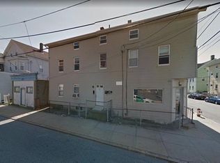 209 Brightman St, Fall River, MA 02720