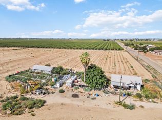 1095 E Mountain View Ave, Fresno, CA 93725