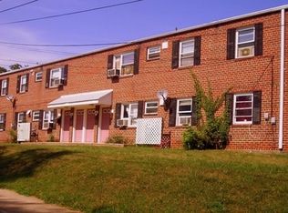 4946 19th St N, Arlington, VA 22207