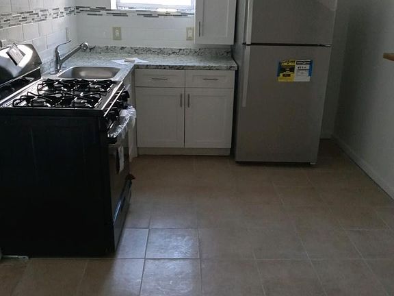2nd image of 239 Beacon Ave