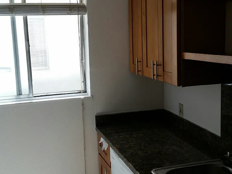 3118 College Ave #A — Photo 4