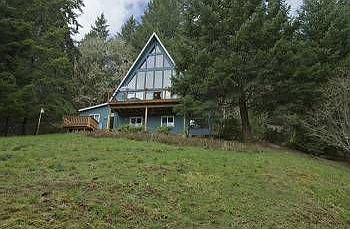 1st image of 6025 NW Rosewood Dr